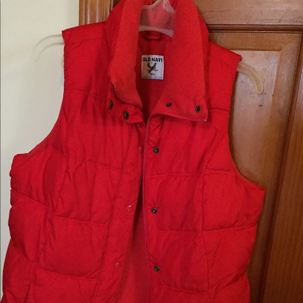 Old Navy vest red color